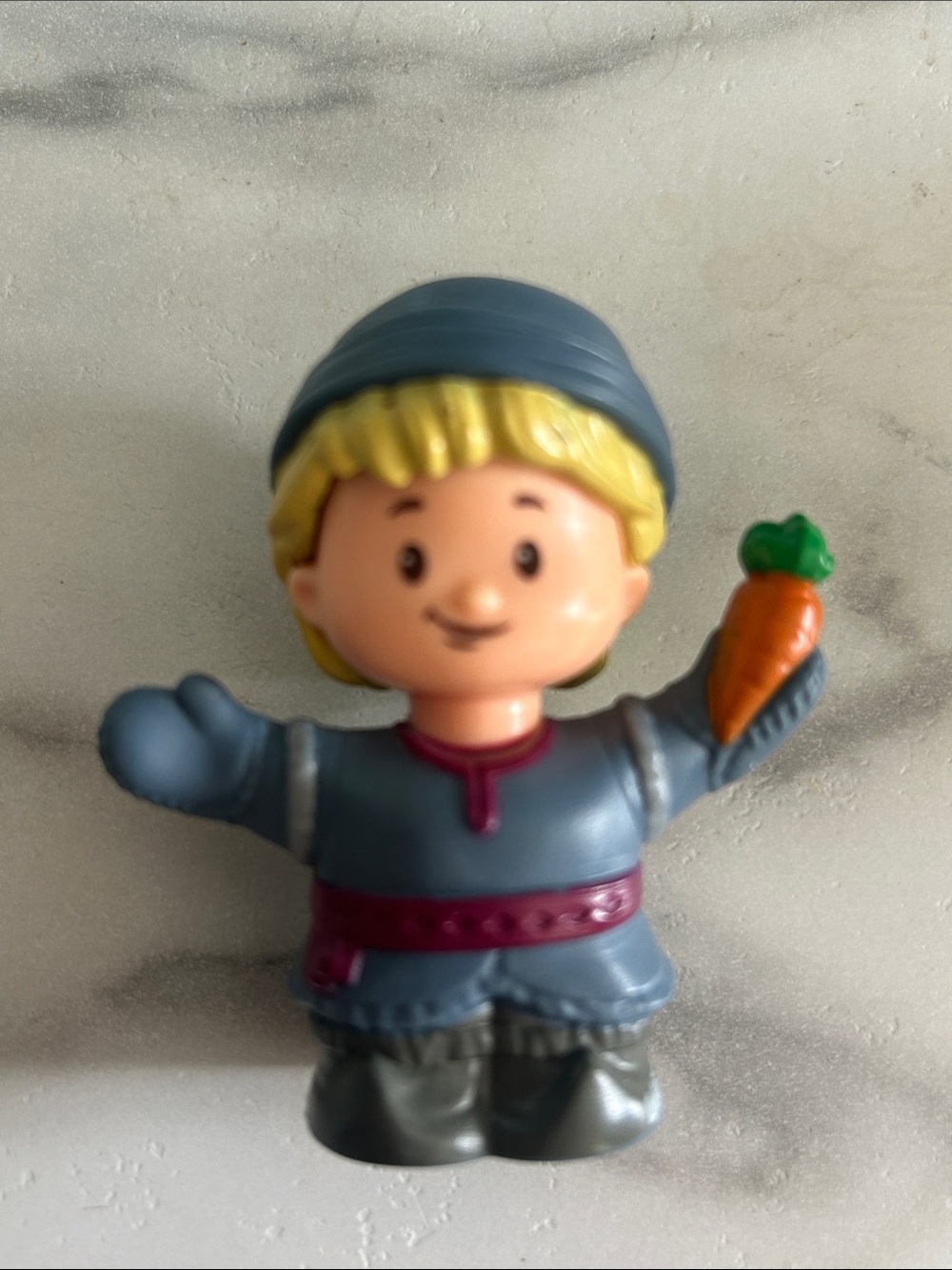 Little People Frozen Kristof Blue Winter Outfit Kids Figurine Toy with Carrot